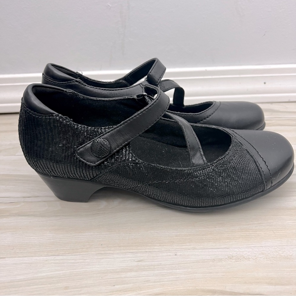 Aravon Leather Black Mary Jane Comfort Shoes